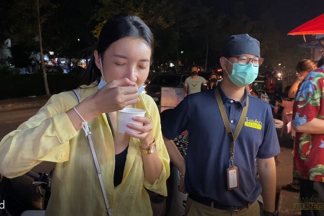 Chiang Mai Street Food Tour by Tuk Tuk with Pick Up - Wat Phra Singh in the old city core