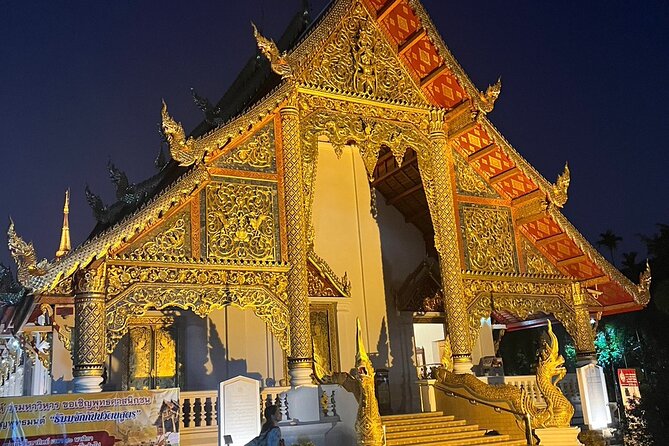 Chiang Mai Temples and Market Tuk-Tuk Evening Night Tour - Wat Phra Singh: a strong opening stop