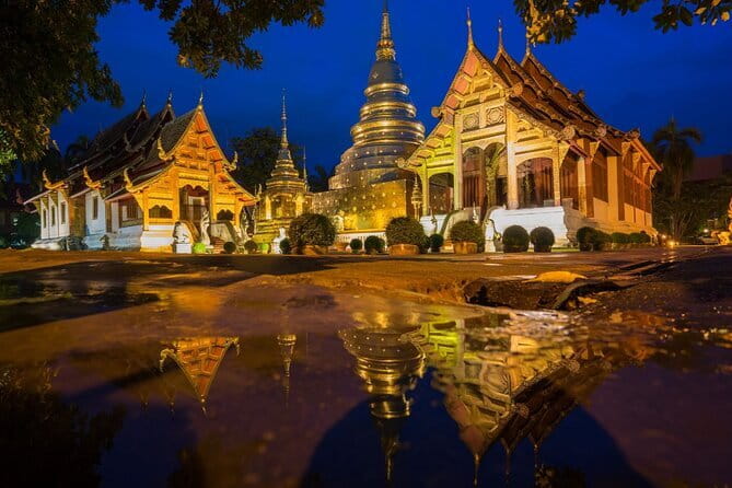 Chiang Mai Temples and Market Tuk Tuk Night Tour - Wat Phan Tao and the quieter old-city mood