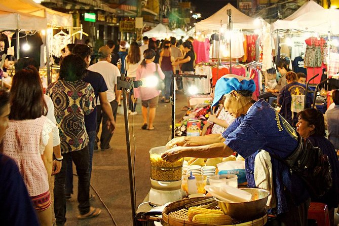 Chiang Rai Night Tour by TUK TUK - The Chiang Rai Clock Tower and Night Bazaar area