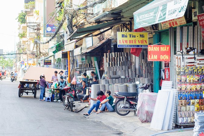 Chinatown Cyclo Journey Half-day Tour - Shops, herbs, and the working streets of Cholon