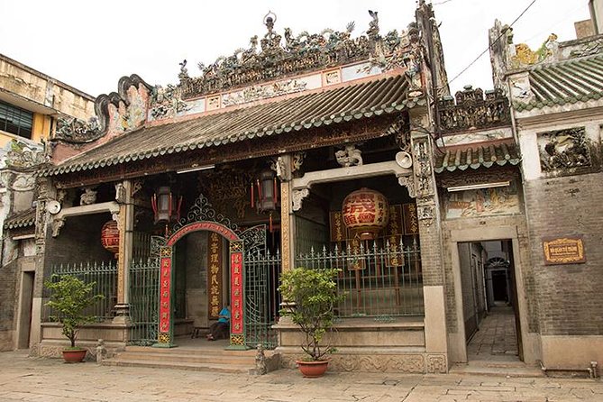 Chinatown Cyclo Journey Half-day Tour - Lady Thien Hau Temple and the sea goddess