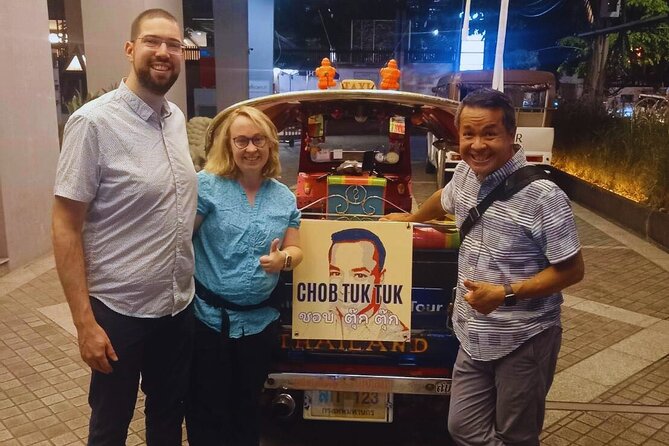 CHOB TUK TUK + Canal + Food Tasting - Walking from the flower market toward old Bangkok