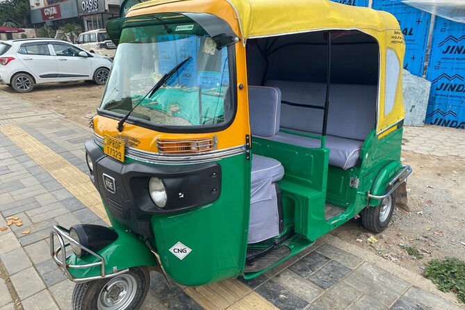 City tour, Agra 8 hours tuk- tuk/ Rickshaw ride - Agra Bazaar and everyday city life