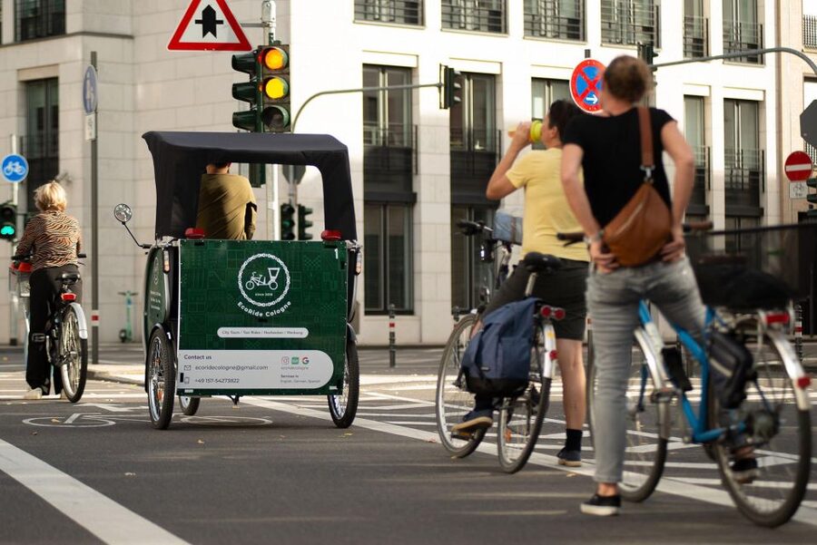 Cologne: Private Rickshaw Tour - Why a Cologne rickshaw makes sense