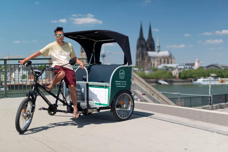 Cologne: Private Rickshaw Tour - Farina and the story behind eau de Cologne