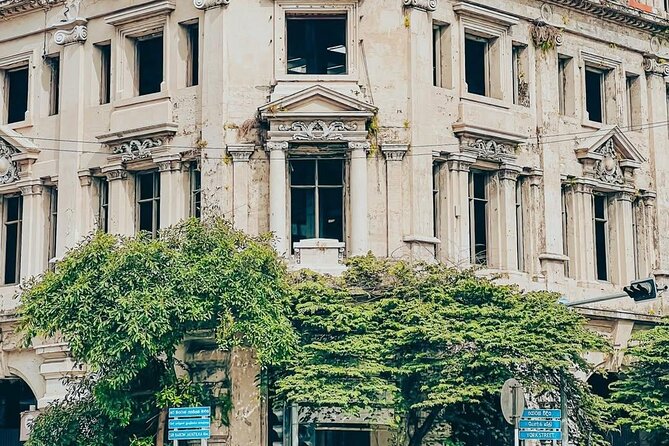Colombo by Tuk Tuk – Sightseeing Entry Fees included - Pettah Market, the Old Town Hall, and Kayman’s Gate