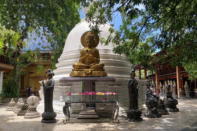 Colombo City Highlights by Tuk Tuk – All-Inclusive Adventure - Gangaramaya Temple and Colombo’s many layers