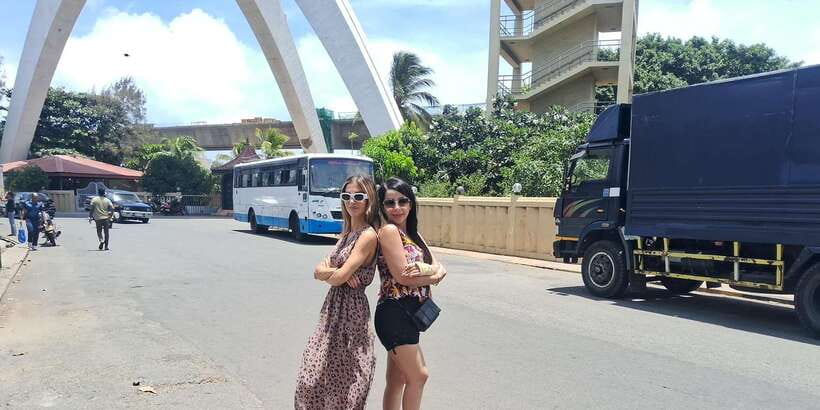 Colombo: City Highlights Guided Private Tour by Tuk Tuk - Key points at a glance