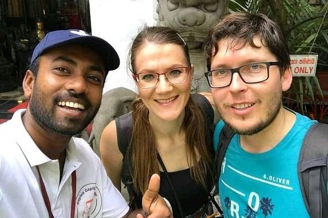 Colombo City Tour by Car – Private & All-Inclusive - Fort and the Dutch colonial quarter