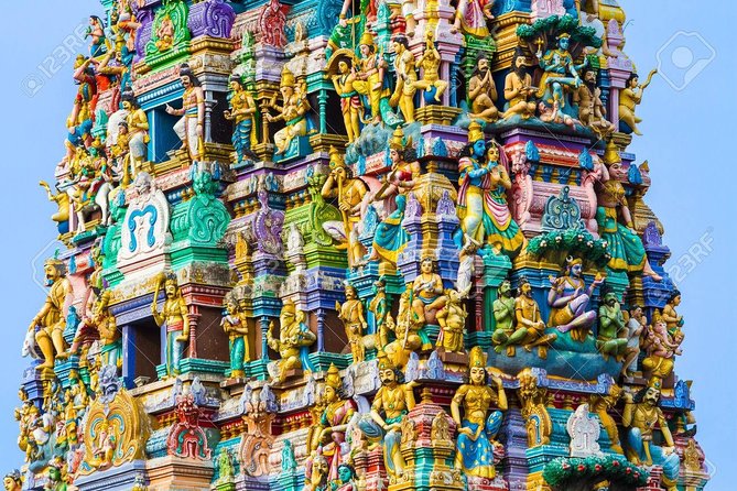Colombo City Tour by Tuk Tuk - Pettah brings you into street-level Colombo