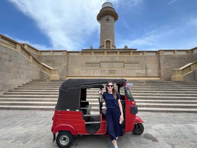 Colombo City Tour by Tuk-Tuk with Hotel Pickup - All Include - Temples that show Colombo’s religious mix