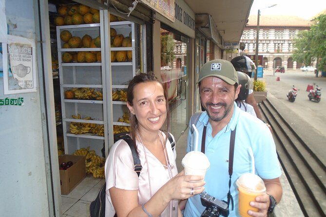 Colombo Express Food Tour with 9 + Tastings - A quick way to meet Colombo through food
