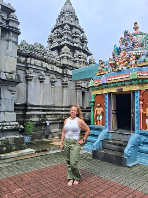 Colombo Heritage &Culture City Tour by Tuk Tuk ALL INCLUSIVE - Tea, Pettah Market, and the everyday city
