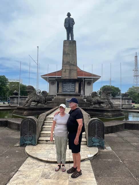 Colombo: Local Food Tour & Sightseeing by Tuk-Tuk with Meals - Kottu, hoppers, and the first proper tastes