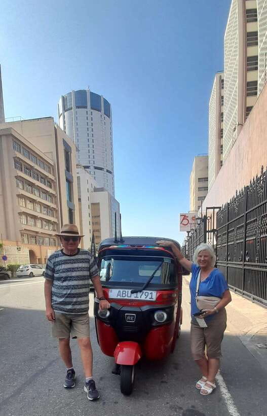 Colombo: Local Guide with Colombo City Tour by Tuk Tuk - Colombo by Tuk Tuk: A Fast, Personal Introduction