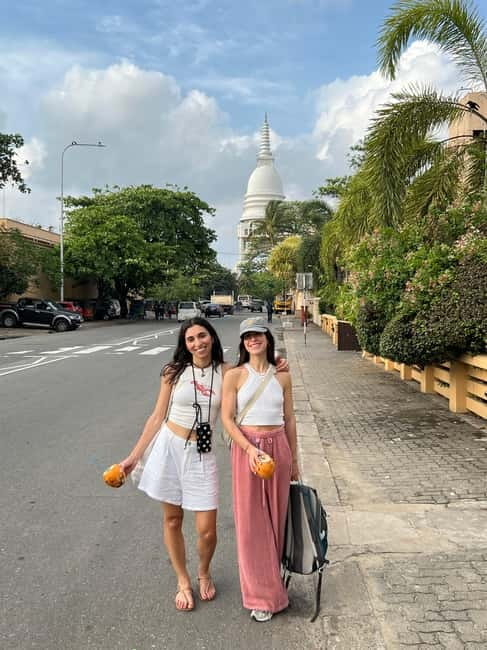 Colombo: Private City Tour with Local Food Tour by Tuk-Tuk - Why the private tuk-tuk works