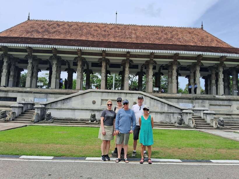 Colombo: Private Guided Tuk Tuk City Tour with Hotel Pickup - The Maritime Museum and the story of Colombo