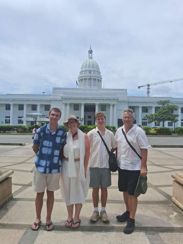 Colombo: Private Guided Tuk Tuk City Tour with Hotel Pickup - What the $25 price really buys you