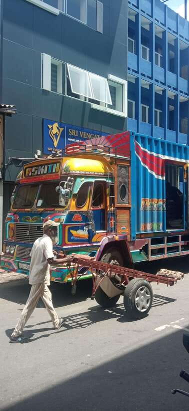Colombo Sightseeing Private Tour by Tuk Tuk MorningOREvening - Who will get the most from this Colombo tour