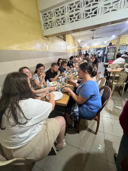 Colombo: Tastiest Local Food Tour by Tuk-Tuk Meals Included - What the guides add to the experience