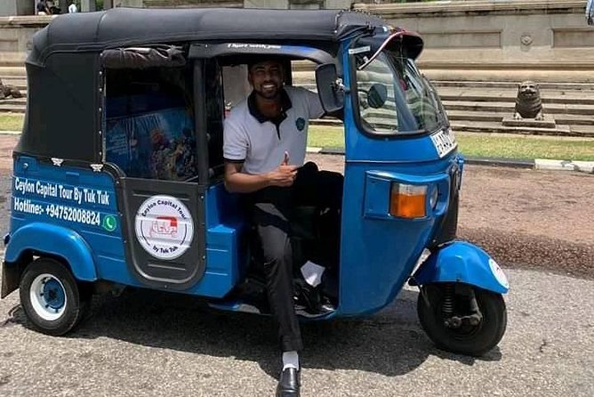 Colombo Tuk Tuk City Tour -Sightseeing Entry Fees & Food Included - What the four-hour schedule feels like