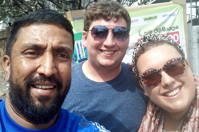 Colombo Tuk Tuk city tour with friendly Tuk driver(All inclusive) - Museum time: confirm which collection is included