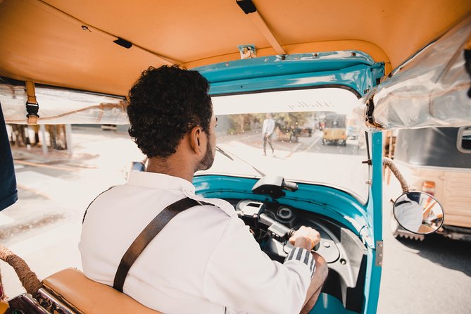 Colombo Tuk Tuk Safari - From your hotel to Gangaramaya Temple