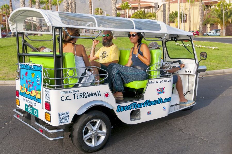 Costa Adeje: Double Tuk Tuk Tour - Climbing toward Caldera del Rey