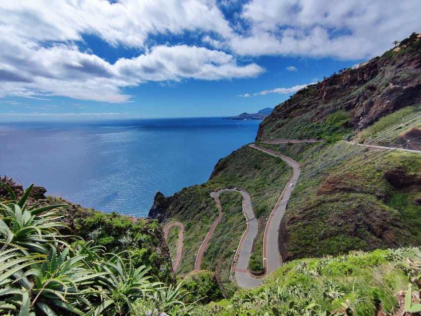 Cristo Rei Guided TukTuk Tour (From Funchal) - Why the Cristo Rei route works in two hours