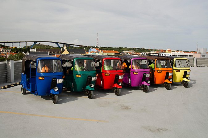 Curacao TukTuk City Tour - Scharloo and its old mansions