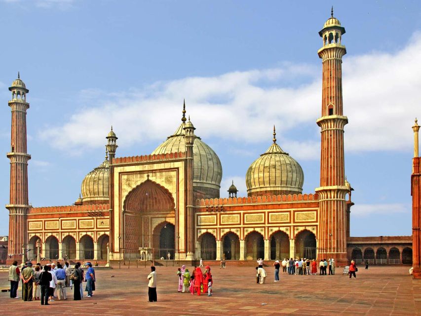 Delhi: Old Delhi City Tour with Tuk Tuk Ride & Street Food - Chandni Chowk by tuk-tuk