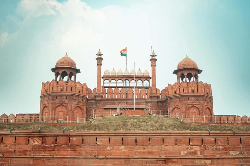 Delhi: Old Delhi Guided Tour with Rickshaw & Entry Tickets - Choosing the right package