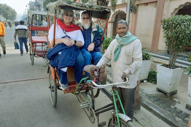 Delhi Tour with Tuk Tuk Rikshaw Experience - Key points at a glance