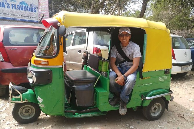 Delhi Tour with Tuk Tuk Rikshaw Experience - Lunch and the value of the all-inclusive option