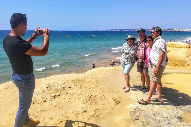 Discover Albufeira in a Tuk Tuk - What the guide adds beyond the scenery