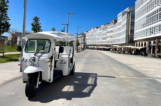 Discover Coruña 1 hour Private Tour in Tuk tuk - Orzán Beach, Riazor, and the football connection