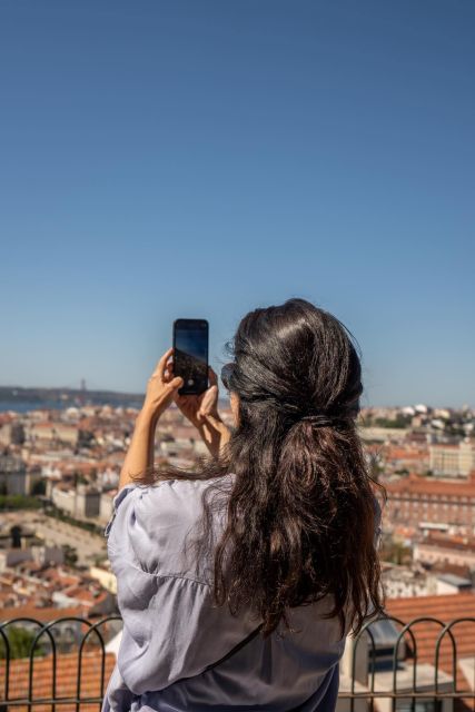 Discover Lisbon 4h Tuk Tuk - Jerónimos Monastery, Belém Tower, and the waterfront