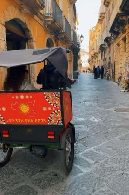 Discover the wonders of Ortigia: a Tuk-Tuk tour through history and the sea. - Corso Matteotti, the Fountain of Diana, and the old city center