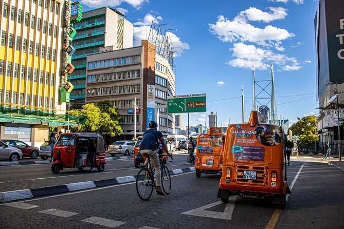 Downtown Johannesburg Tuk tuk Tour with a local lunch - Newtown, murals, and the old center of Johannesburg