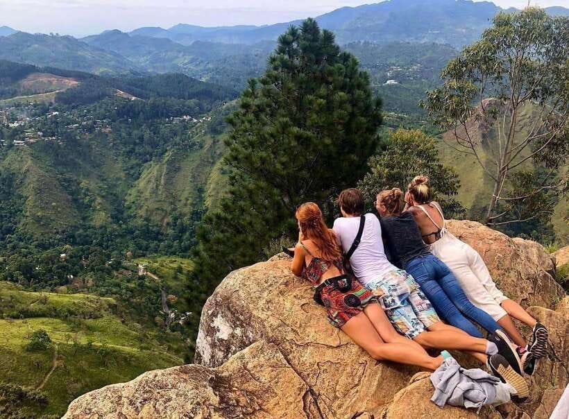 Ella: Adventure day trip to explore Ella by tuk tuk - Nine Arch Bridge from above and up close