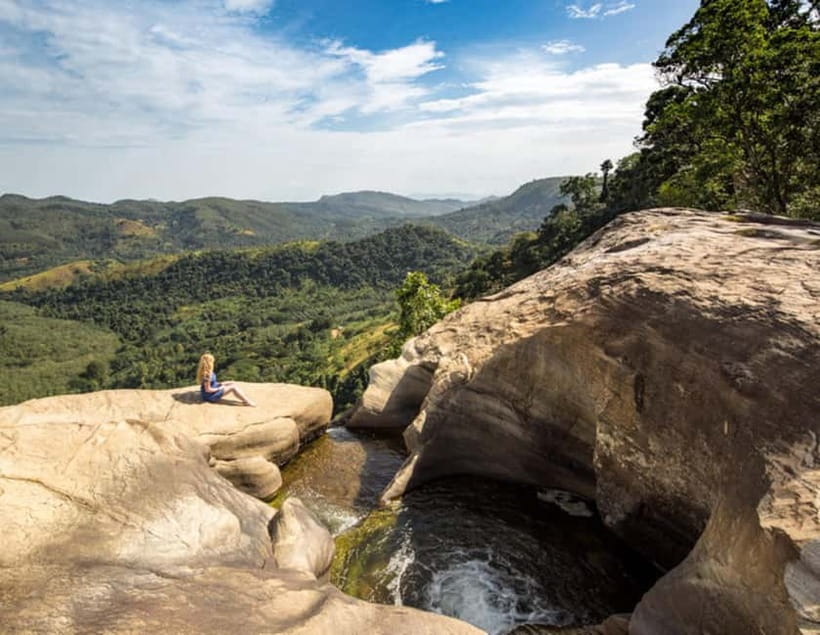 Ella: Tuk Tuk Tour to Diyaluma and Secret Waterfalls - Upper Diyaluma asks for effort, then rewards it