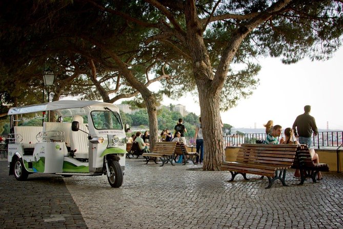 Explore Lisbon by Tuk Tuk: History and Viewpoints - What changes on the three- and four-hour tours