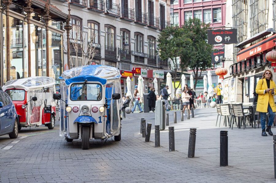Explore Madrid’s Top Sights on an Electric Tuk-Tuk Tour - Following the Writers of Barrio de las Letras