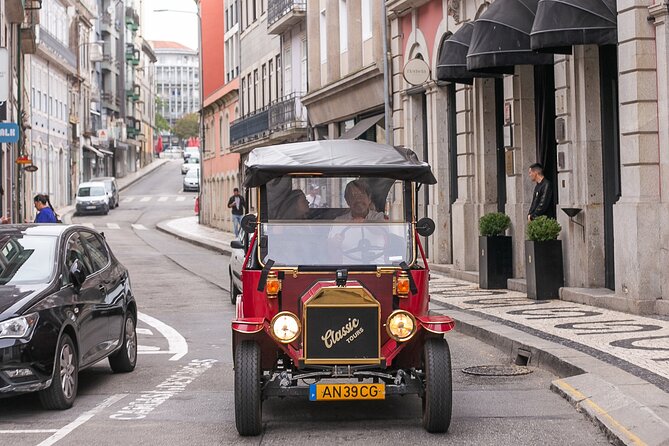 Explore Porto Aboard A Classic Tuk-Tuk tour 1h - Aliados Avenue, Porto’s civic center