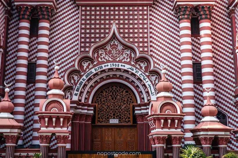 Explore The Colombo City by Private Tuk Tuk or Car - The Dutch Hospital and colonial Colombo