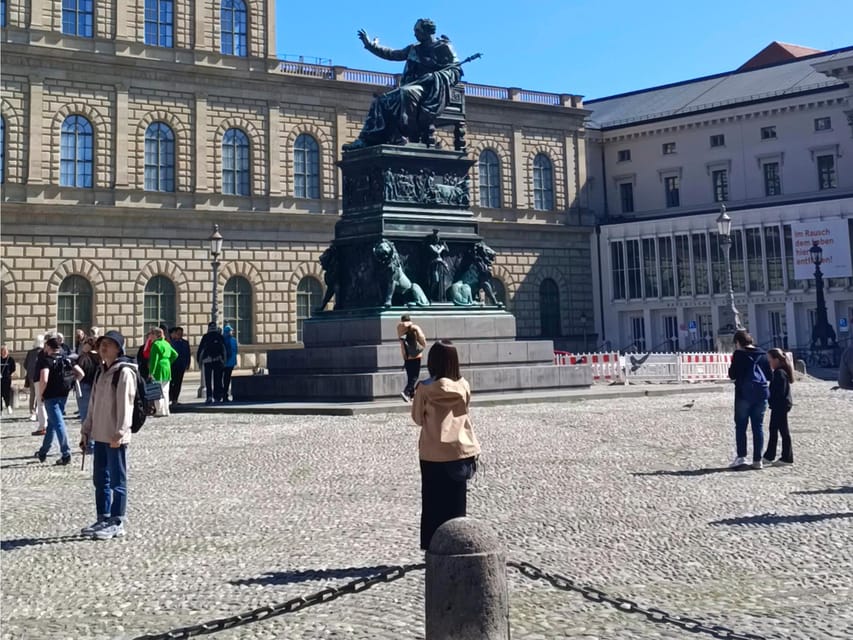 Exploring Munich by Pedicab: Premium Two Hour Tour - A slower turn into the English Garden