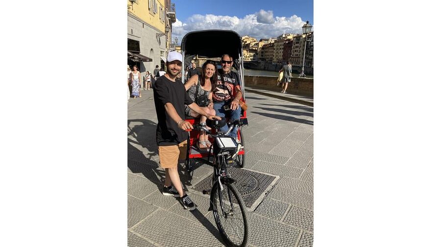 Florence: Tour of Florence by rickshaw - Booking tips for choosing one, 90 minutes, or two hours