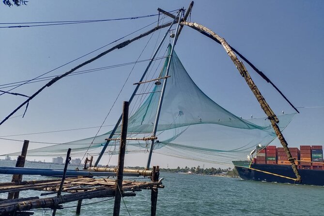 Fort Kochi Tuk-Tuk Sightseeing Tour with Local Guide - Paradesi Synagogue and Jew Town