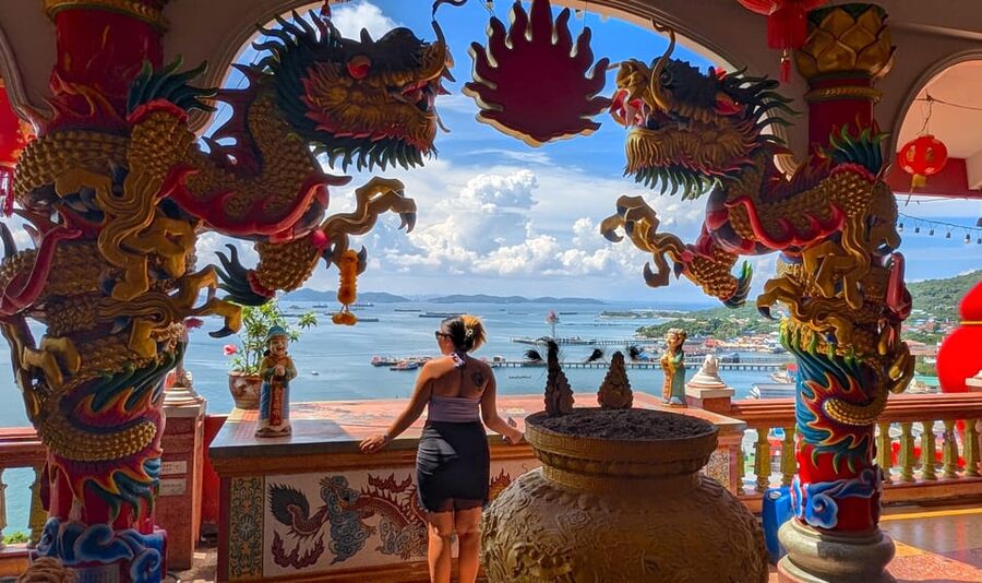 From Bangkok: Day Tour Koh Sichang Island with Tuktuk Tour - Tam Talu and the odd shape of the sea cave